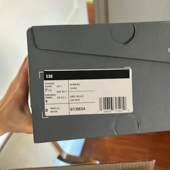 New Balance 530 Shoes - Picture 4 of 5